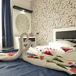 La Rezidans Hotel 3*